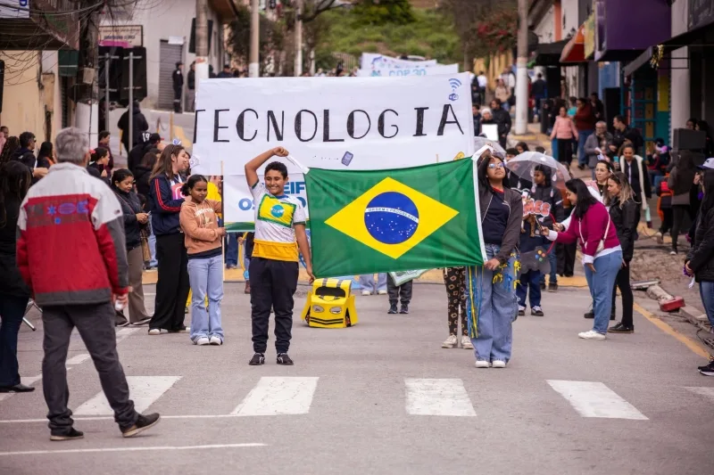 Araçariguama celebra a Independência do Brasil com Desfile Cívico