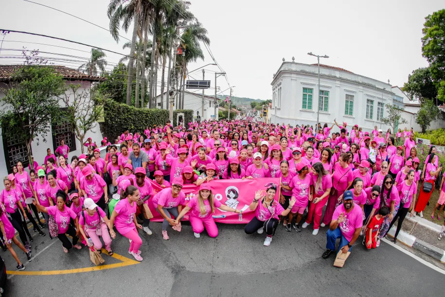 Prefeitura de Santana de Parnaíba realiza Caminhada Outubro Rosa neste sábado (24)
